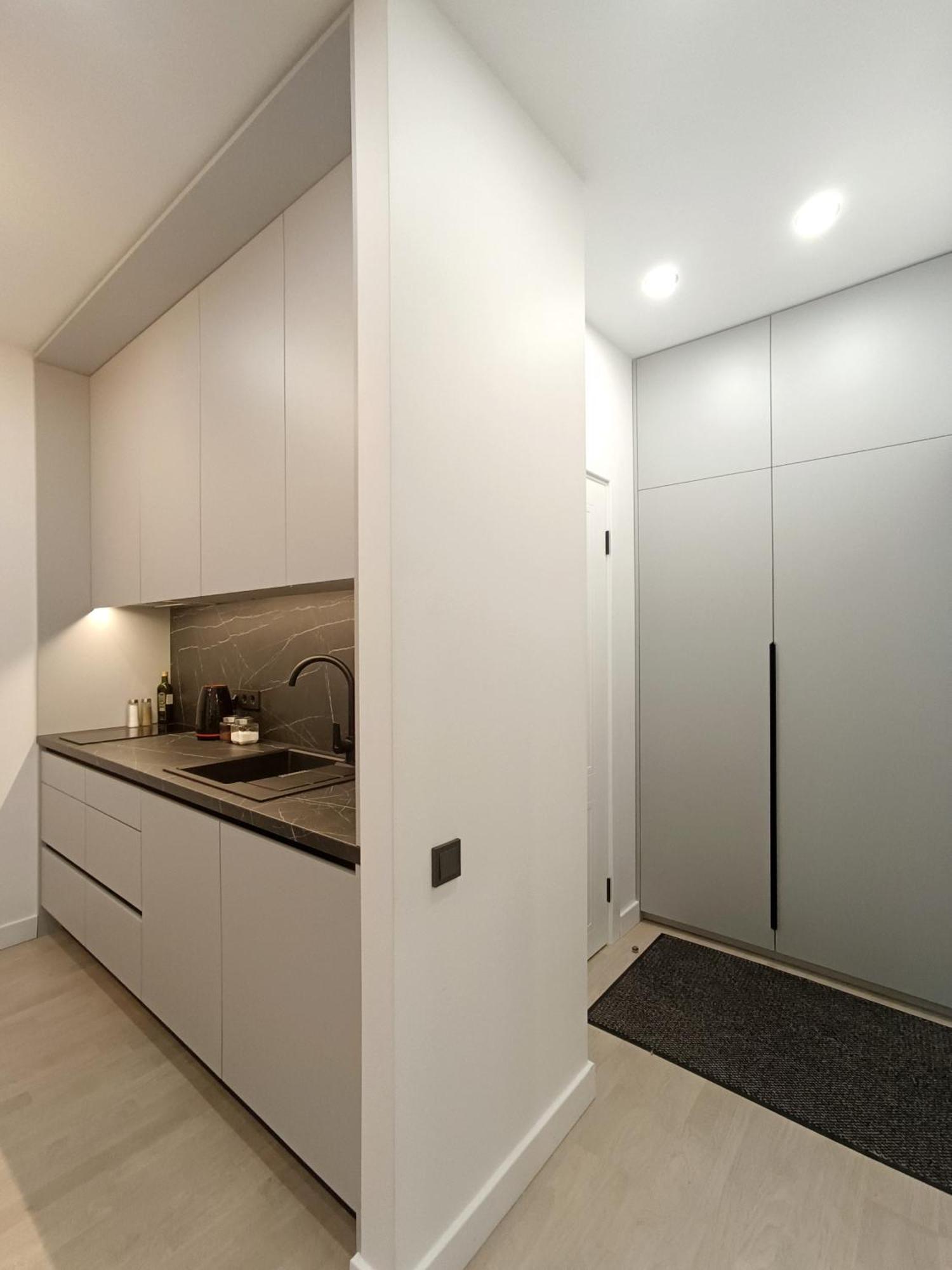 One Bedroom In Old Town Apartment *